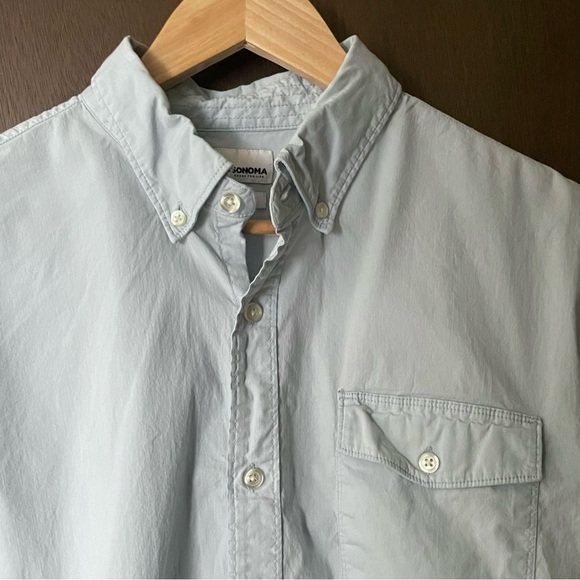 Men’s Light Blue Button Down Shirt - Picture 4 of 6